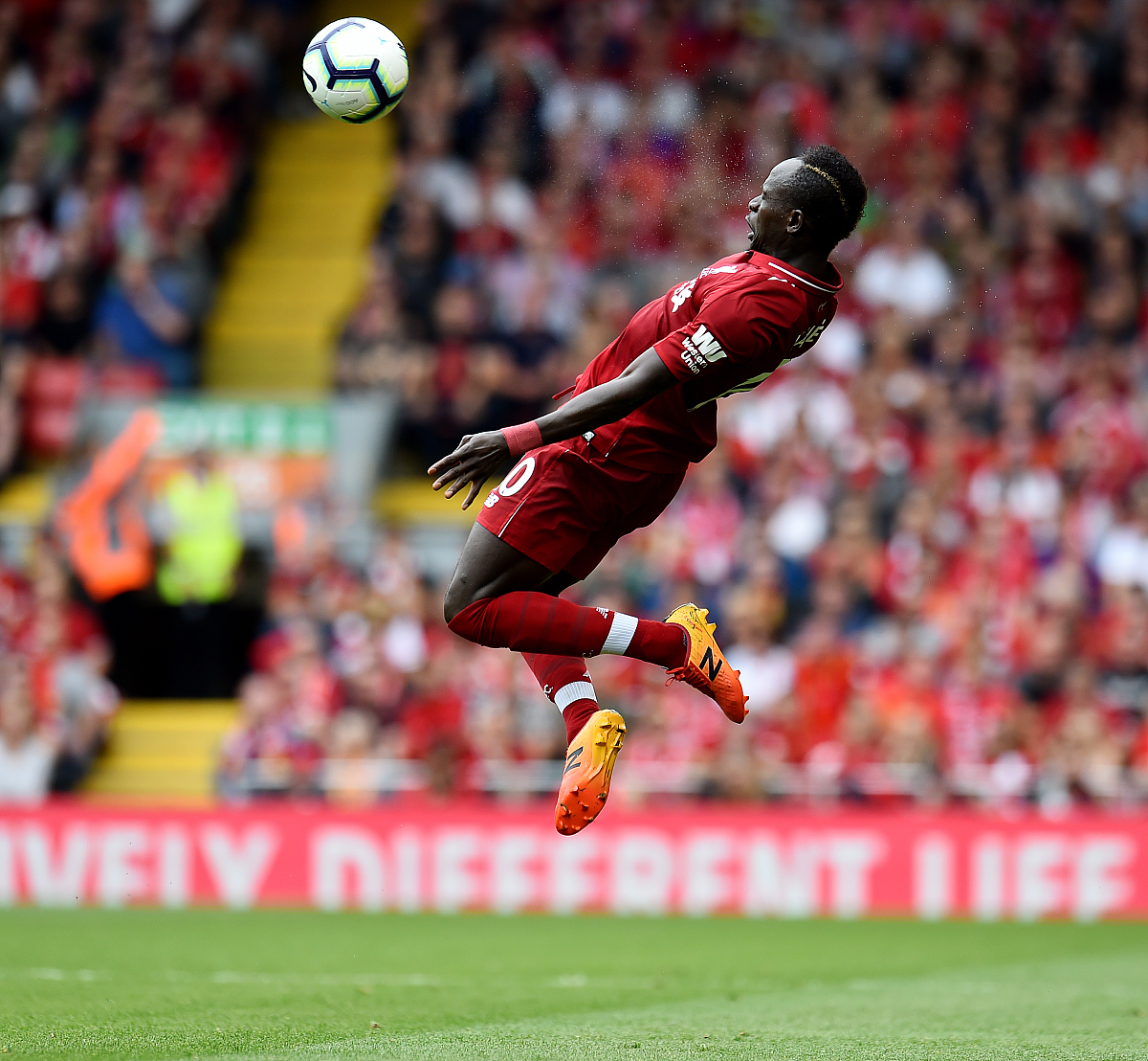 利物浦主场失利不敌西汉姆联的简单介绍