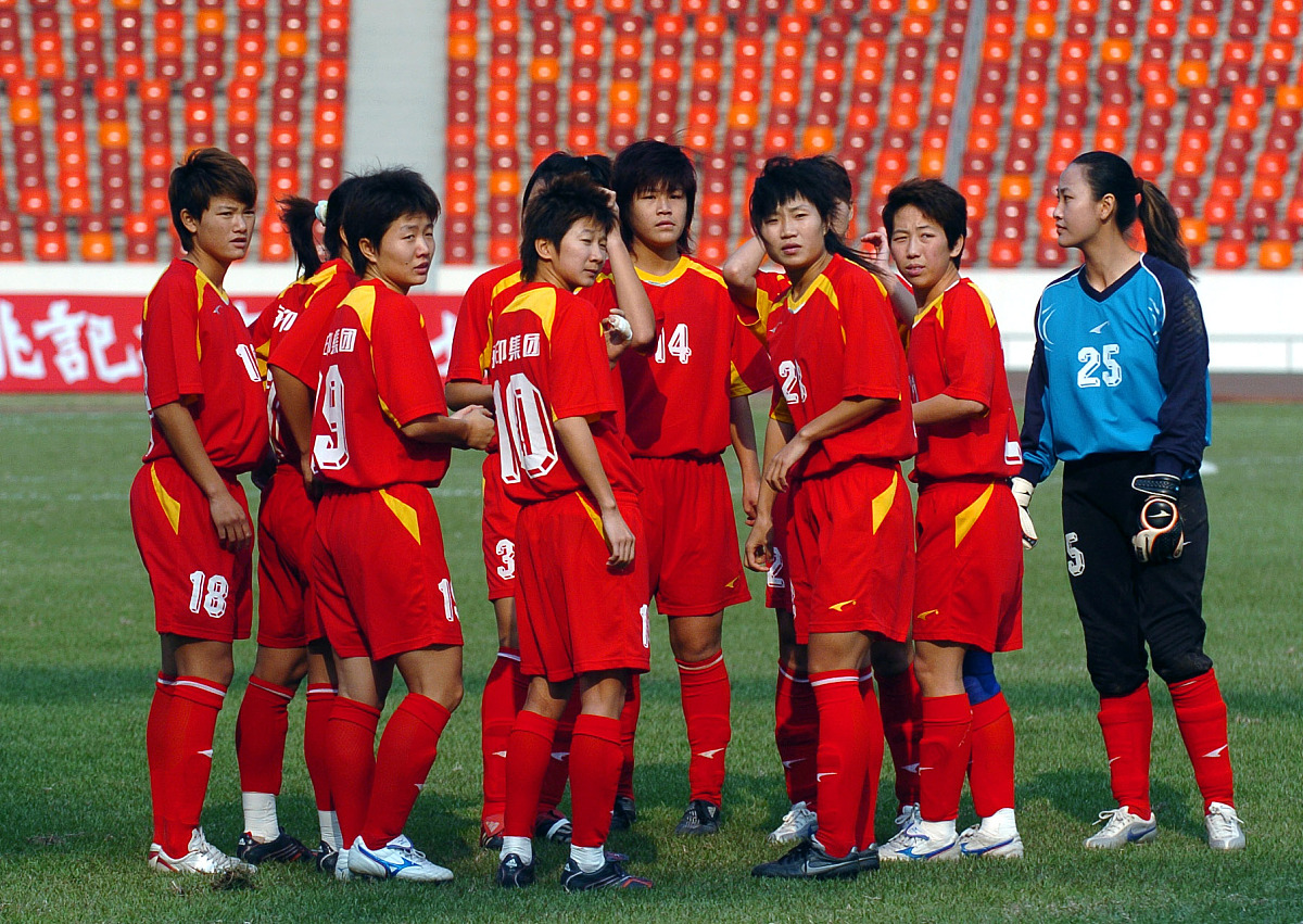 热门体育舞台，女足代表团实力抢眼的简单介绍