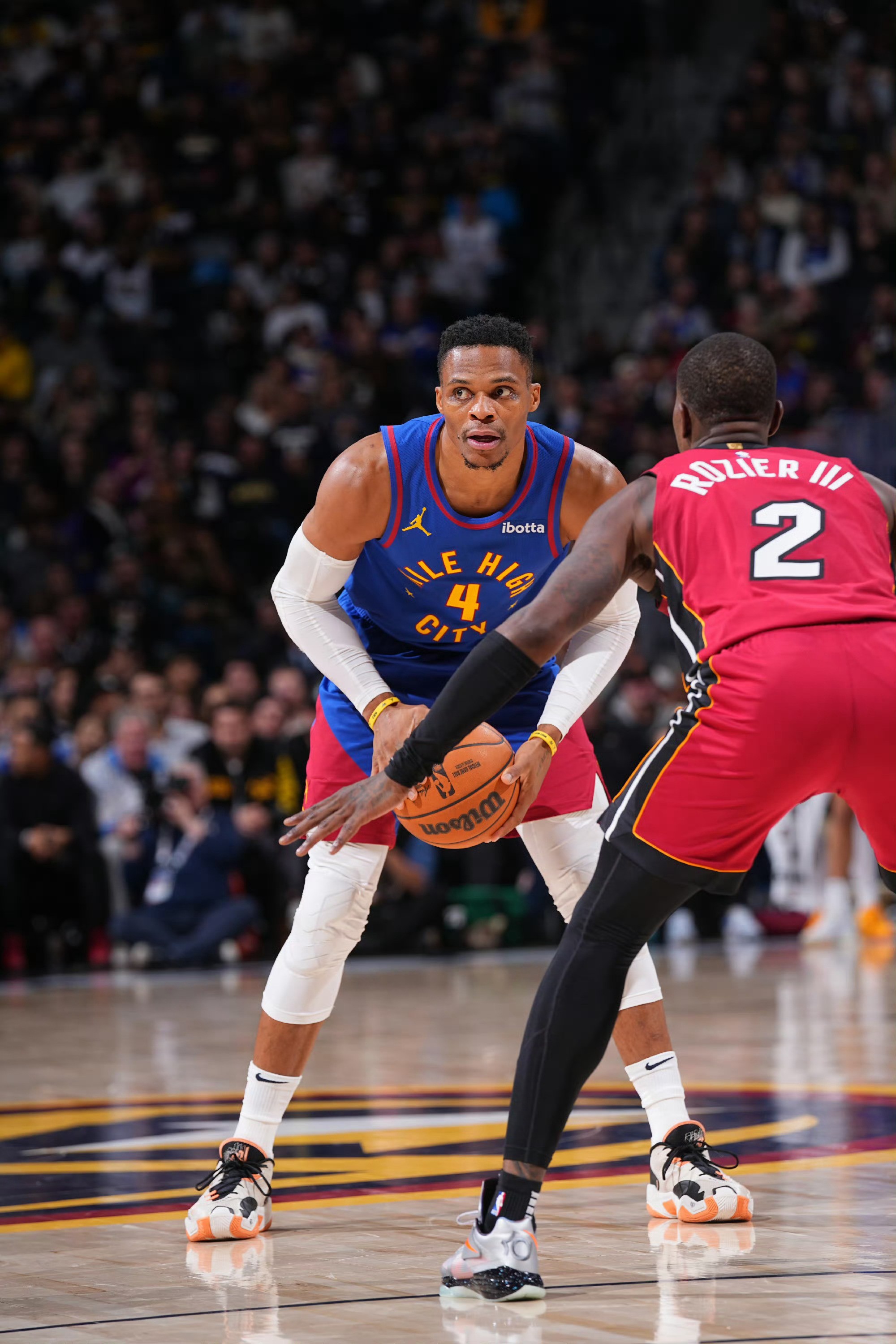 关于威斯布鲁克加盟篮网，双后卫组合成形的信息