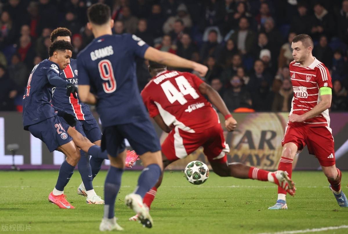 利物浦逆转击败曼城，晋级欧冠半决赛